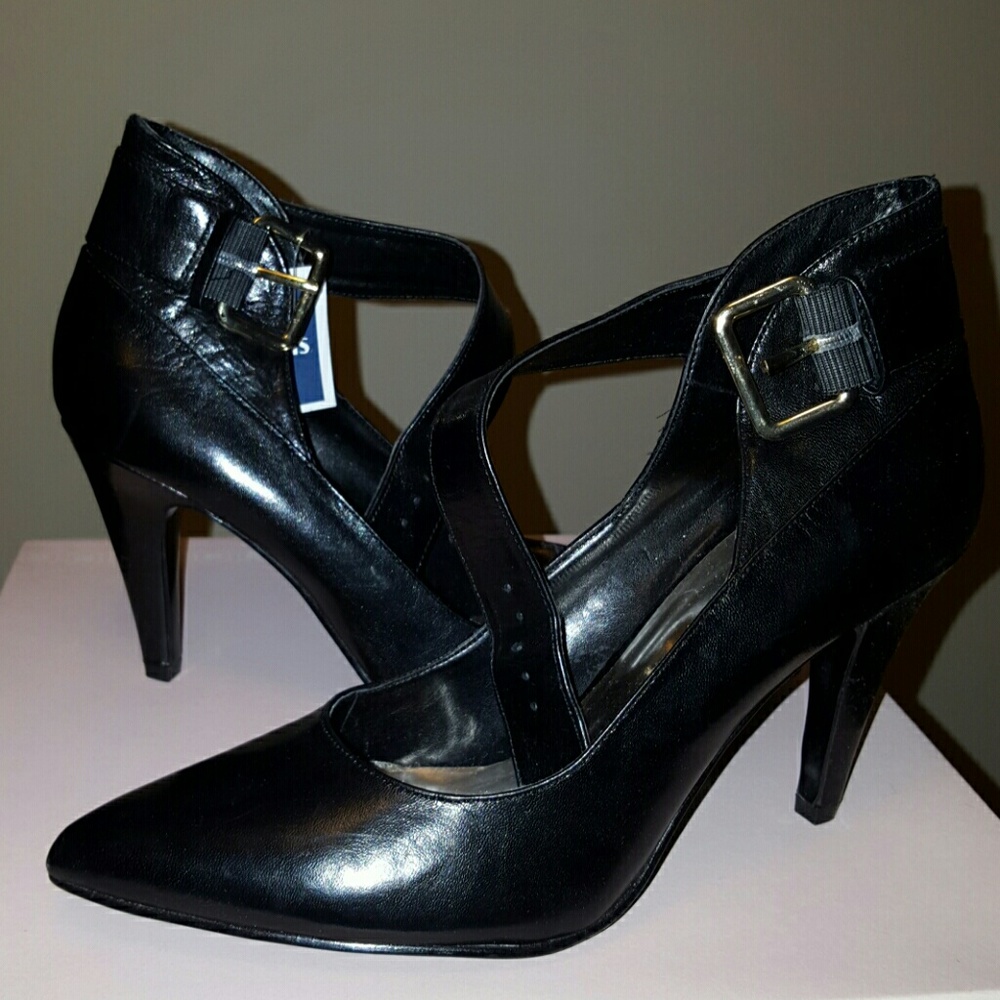 Nine West Sexy Ankle Strap Heels...Smoking HOT!